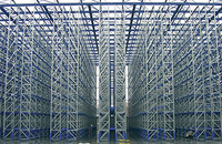 Scaffalature a ripiani 